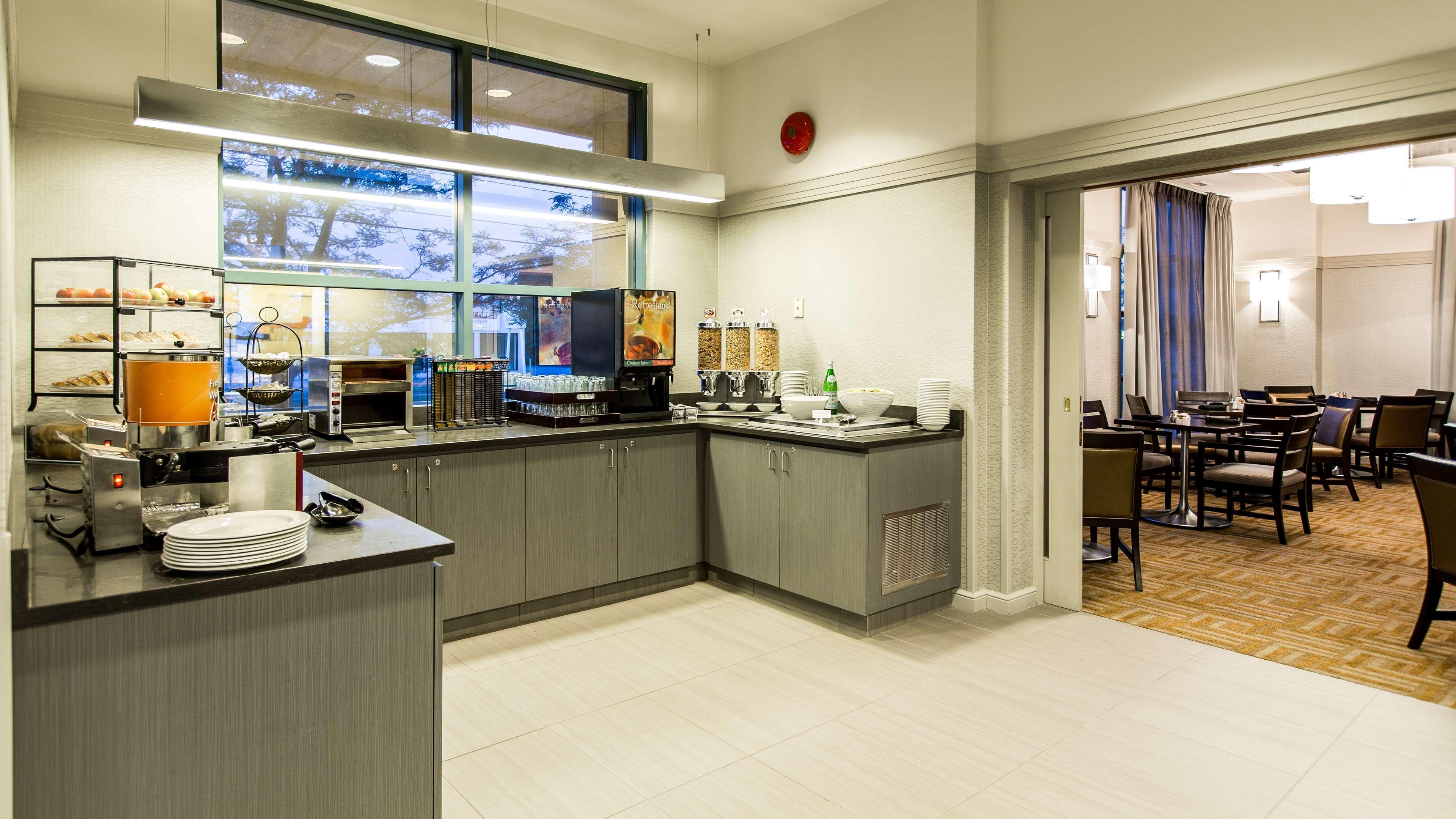 Courtyard By Marriott Kitchener Hotel Kültér fotó