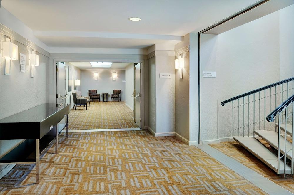 Courtyard By Marriott Kitchener Hotel Kültér fotó