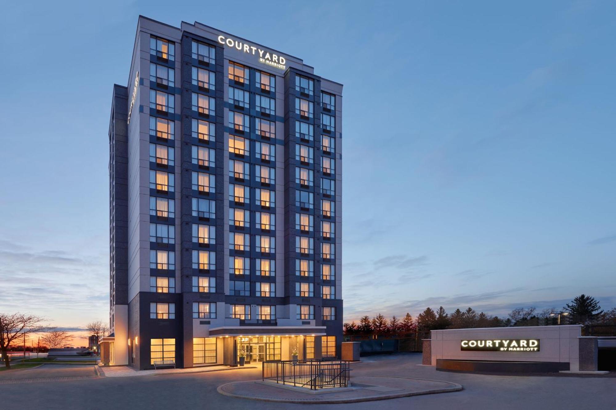 Courtyard By Marriott Kitchener Hotel Kültér fotó